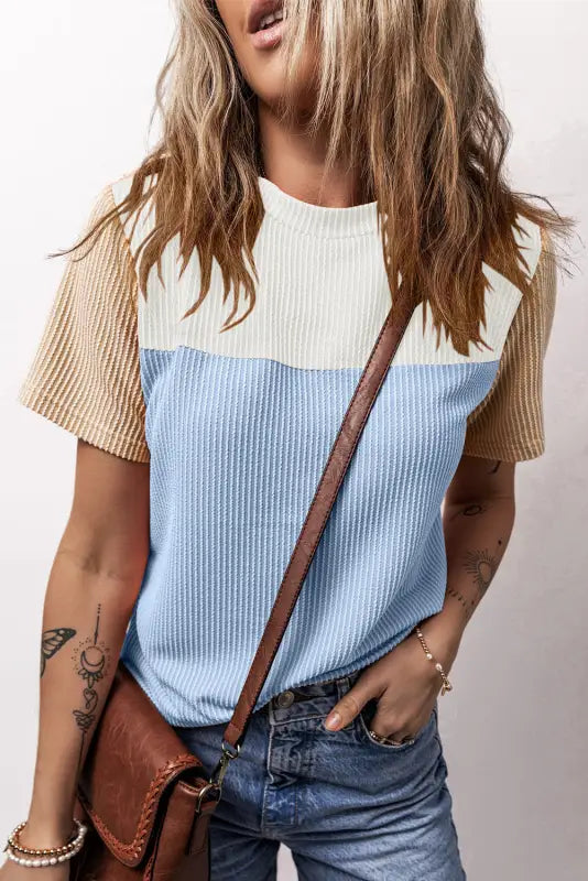 Urban color-block t-shirt - light blue / s / 75% polyester + 20% viscose + 5% elastane - t-shirts