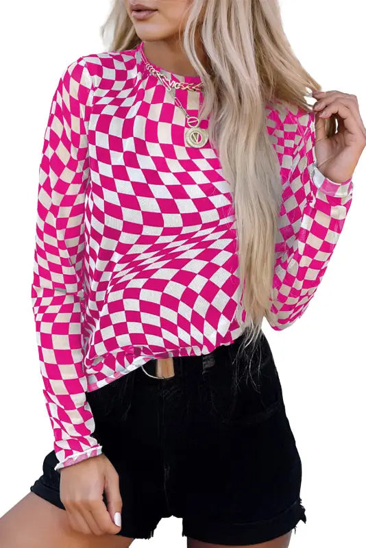 Urban grid mesh top – bold modern checkered elegance