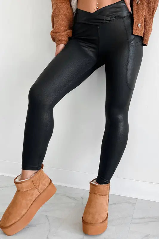 V-flex high-waist leggings | sleek pocket design | get yours