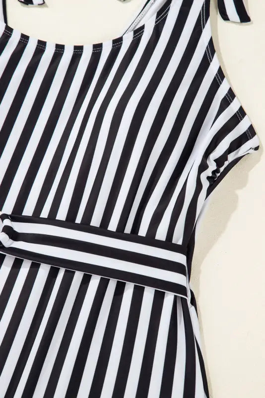 Vertical stripes one-piece swimsuit - plus size | fashionfitz