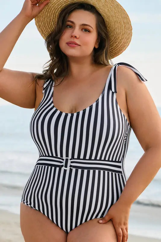 Vertical stripes one-piece swimsuit - plus size | fashionfitz