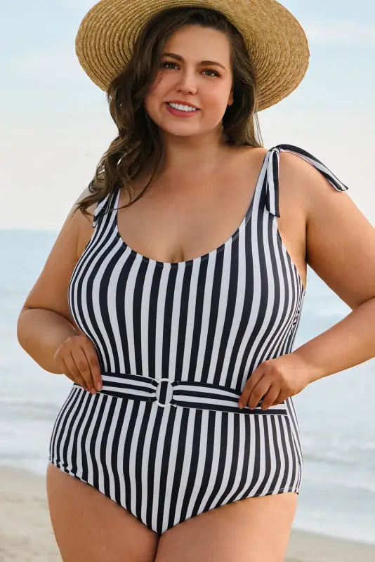 Vertical stripes one-piece swimsuit - plus size | fashionfitz