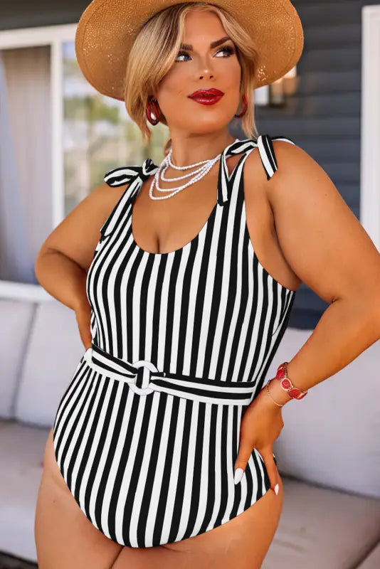 Vertical stripes one-piece swimsuit - plus size | fashionfitz