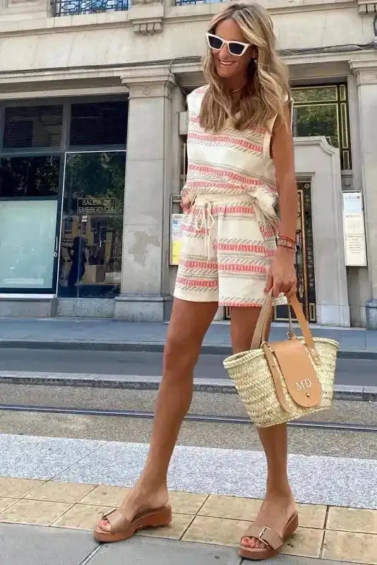 Western Casual Tank Top and Shorts Outfit - Fashionfitz