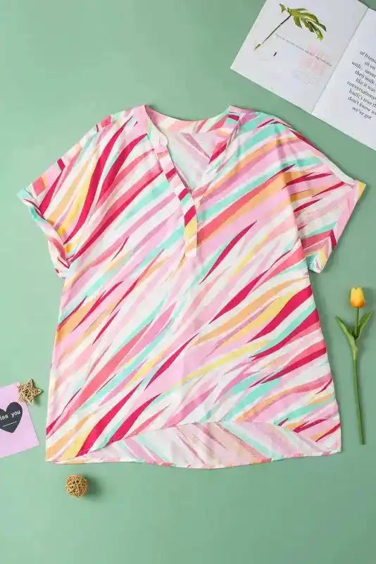 White Abstract Plus Size Top - Short Sleeve Notched Neck - Fashionfitz