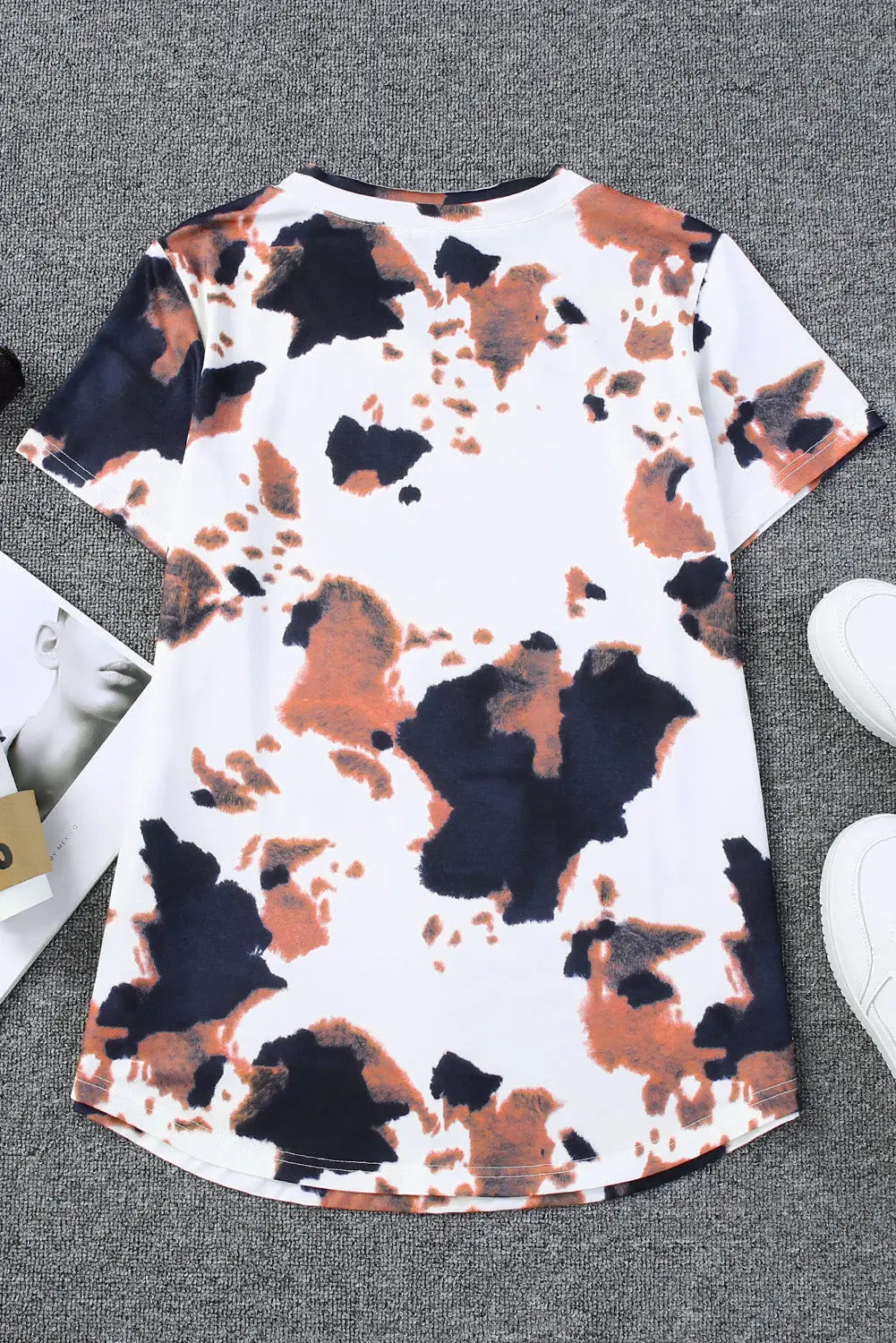 White cow pattern print short sleeve v neck t shirt - t-shirts