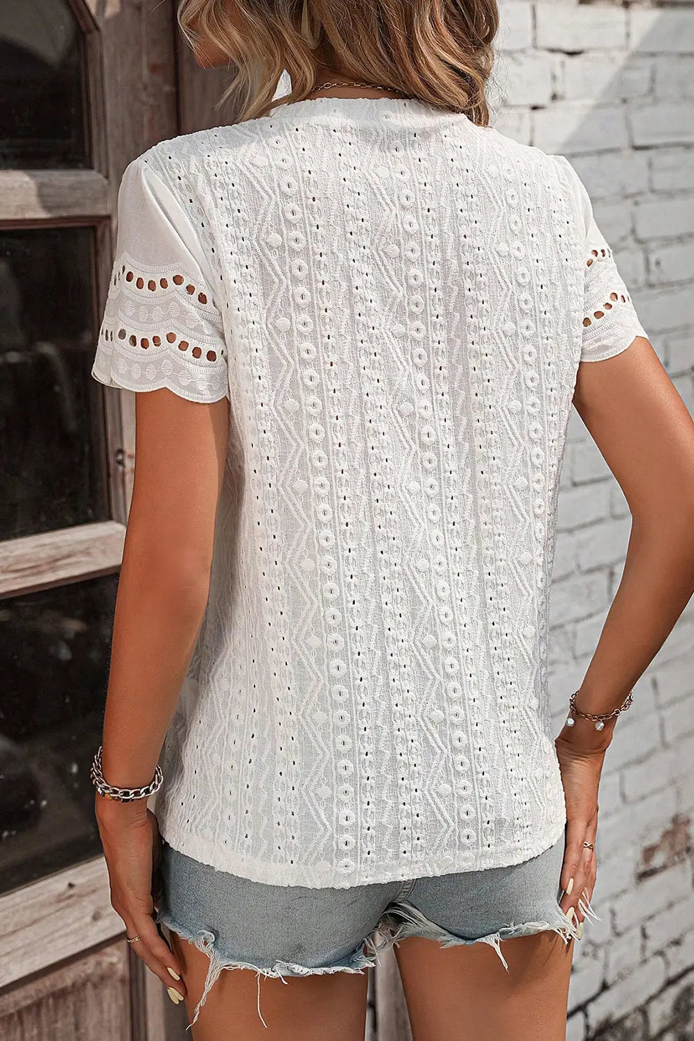 White eyelet embroidery scalloped short sleeve top - t-shirts