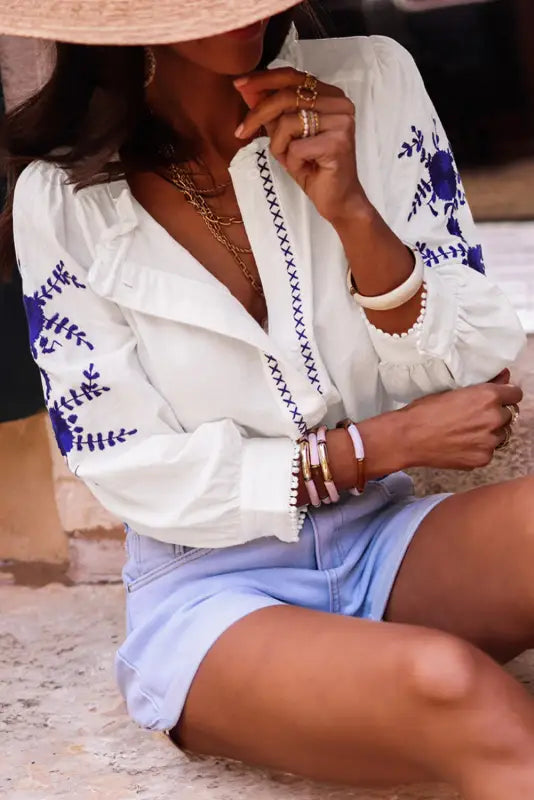 White floral embroidered shirt | fashionfitz