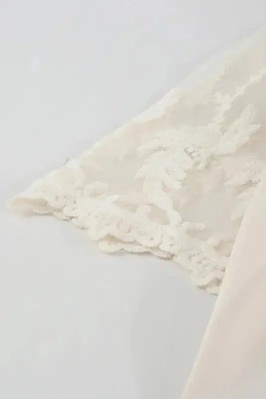 White Floral Lace Sleeve Patchwork Top - Fashionfitz