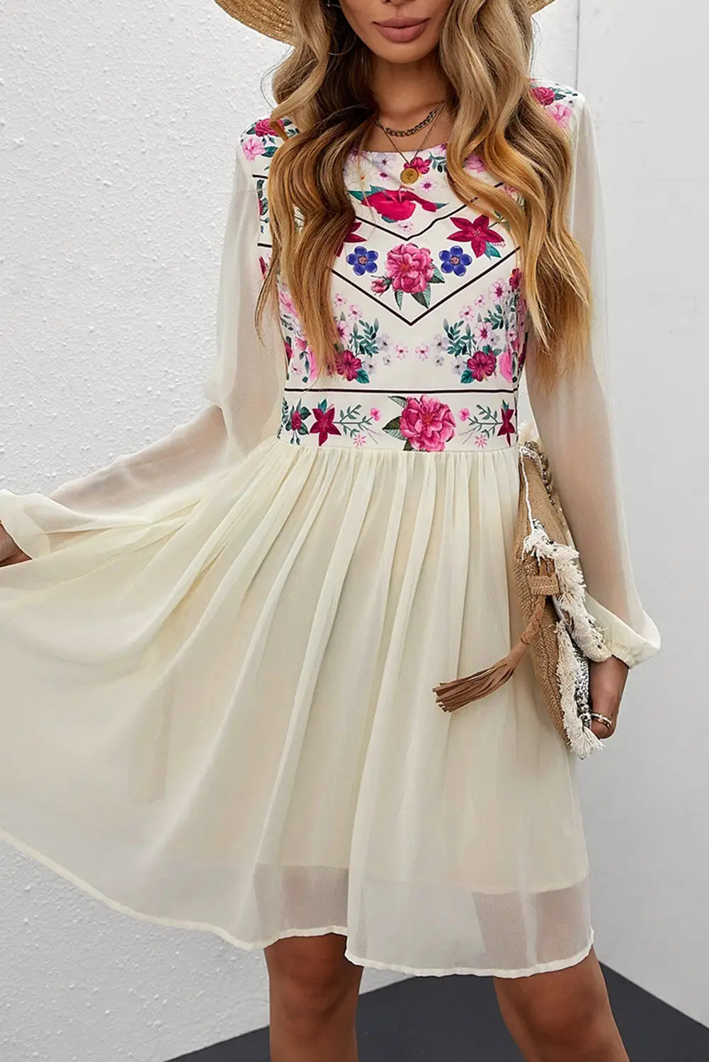 White floral mesh splicing lined flowy dress - s / 95% polyester + 5% spandex - mini dresses