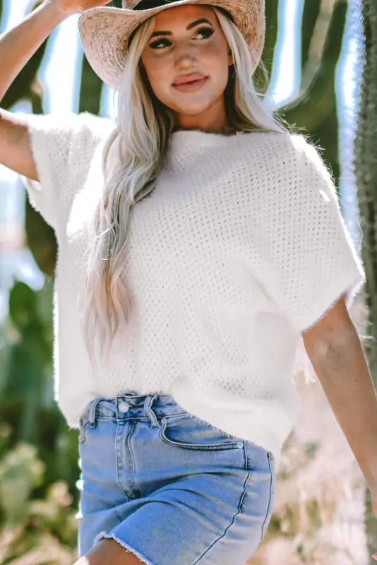 White fuzzy t-shirt - eyelet knitted sweater