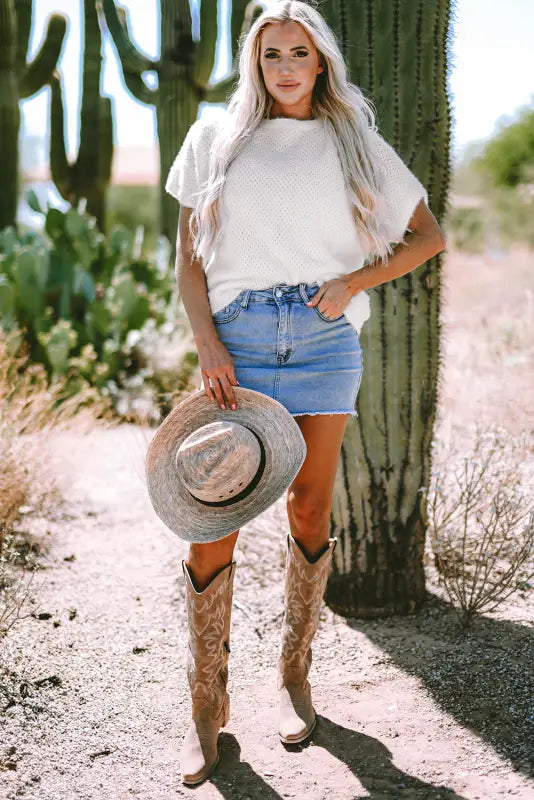 White fuzzy t-shirt - eyelet knitted sweater