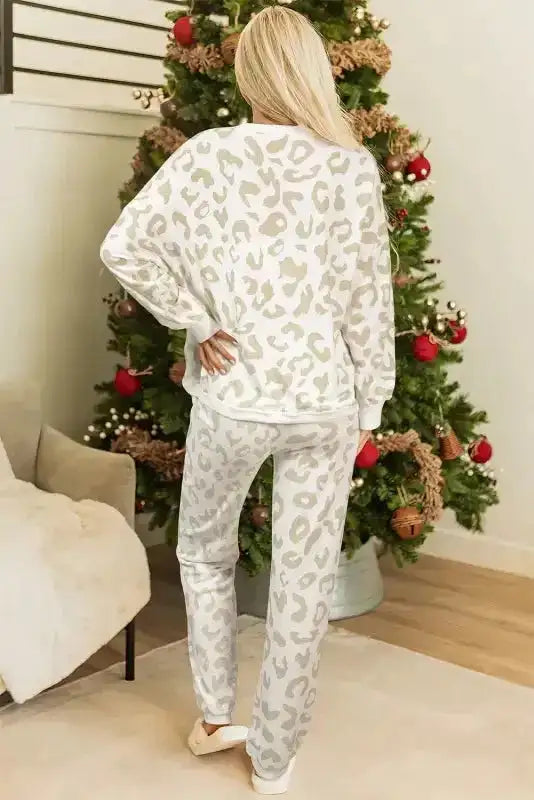 White Leopard Pullover and Drawstring Pants Lounge Set - Fashionfitz