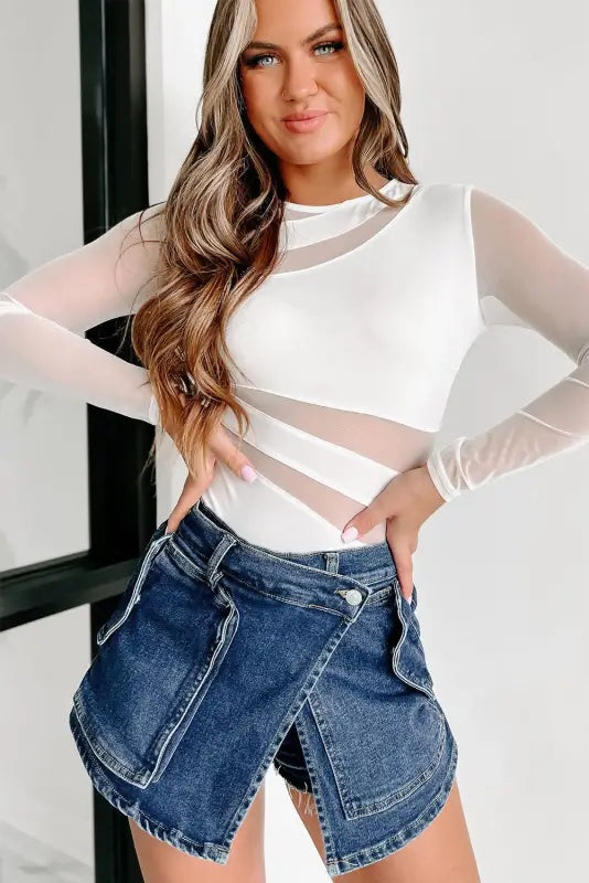 White mesh splicing back cutout long sleeve bodysuit - tops