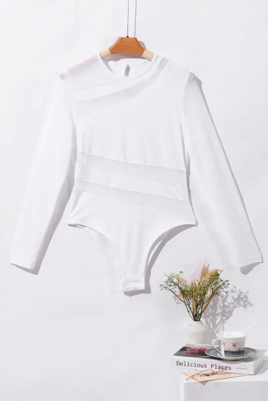 White mesh splicing back cutout long sleeve bodysuit - tops