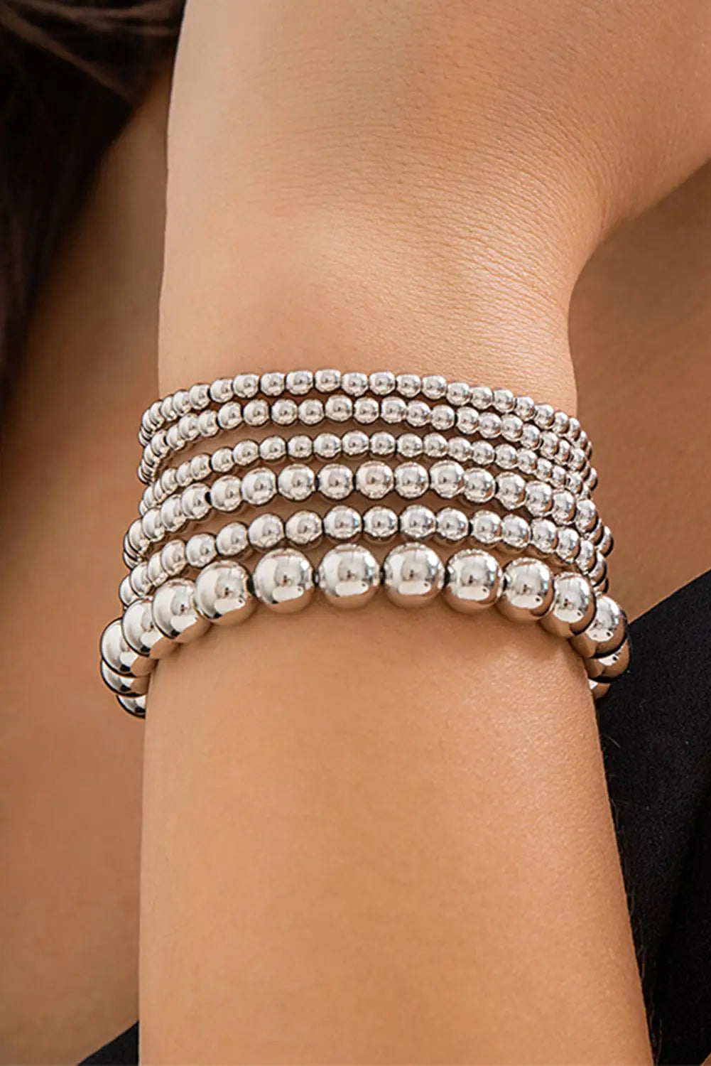 White multi layered beaded bracelet - one size / metal - bracelets