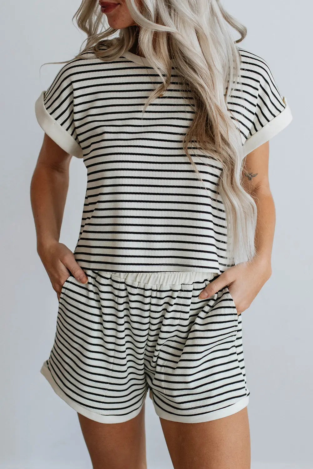 White stripe contrast edge tee and shorts set - s / 50% cotton + 47% polyester + 3% elastane - two piece sets/short sets
