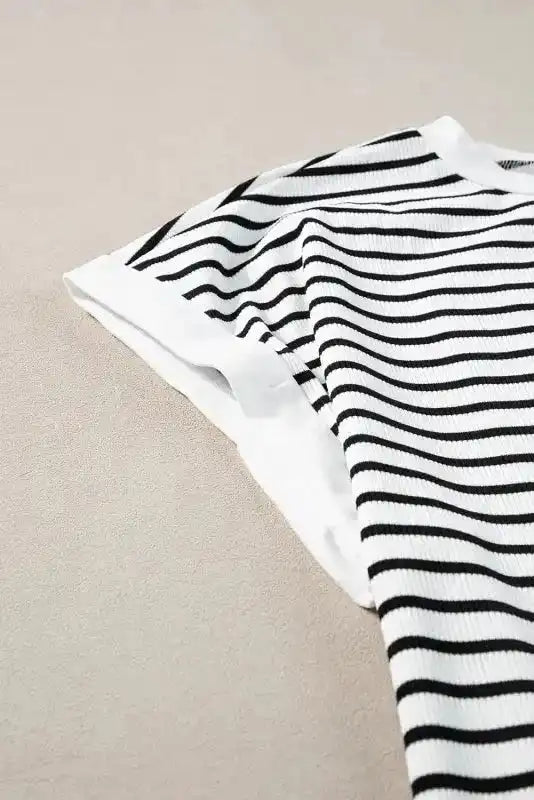 White Stripe Contrast Edge Tee and Shorts Set - Fashionfitz