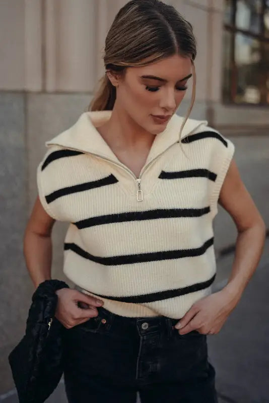 White stripe knit top - zipped collar cap sleeve