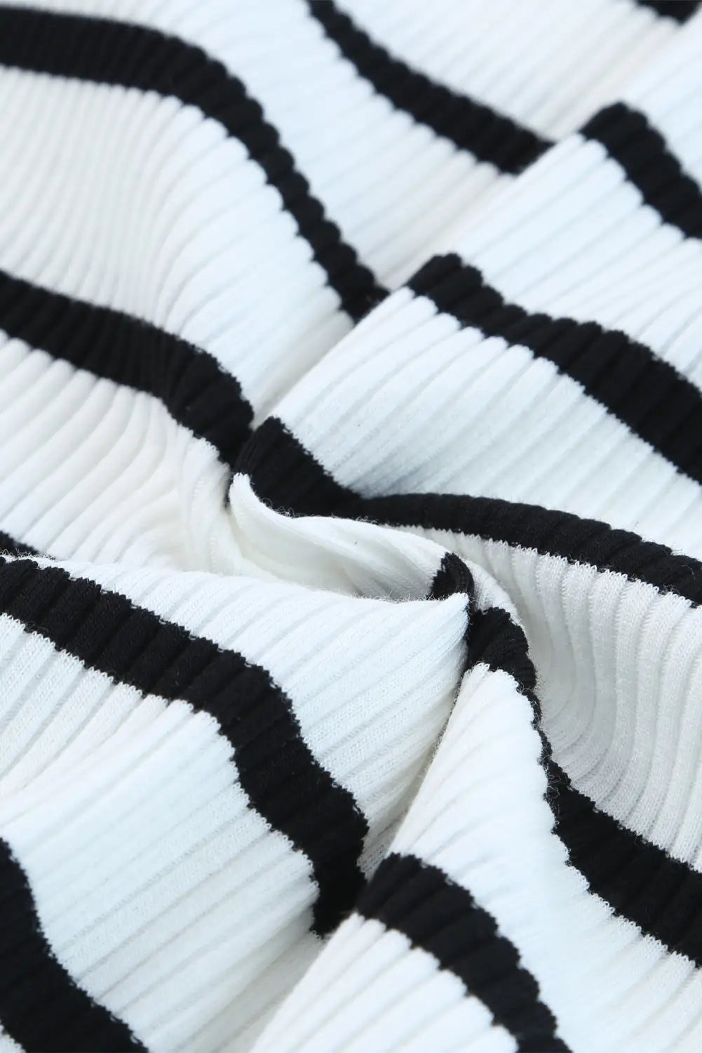 White striped print ribbed o-neck sleeveless top - tank tops