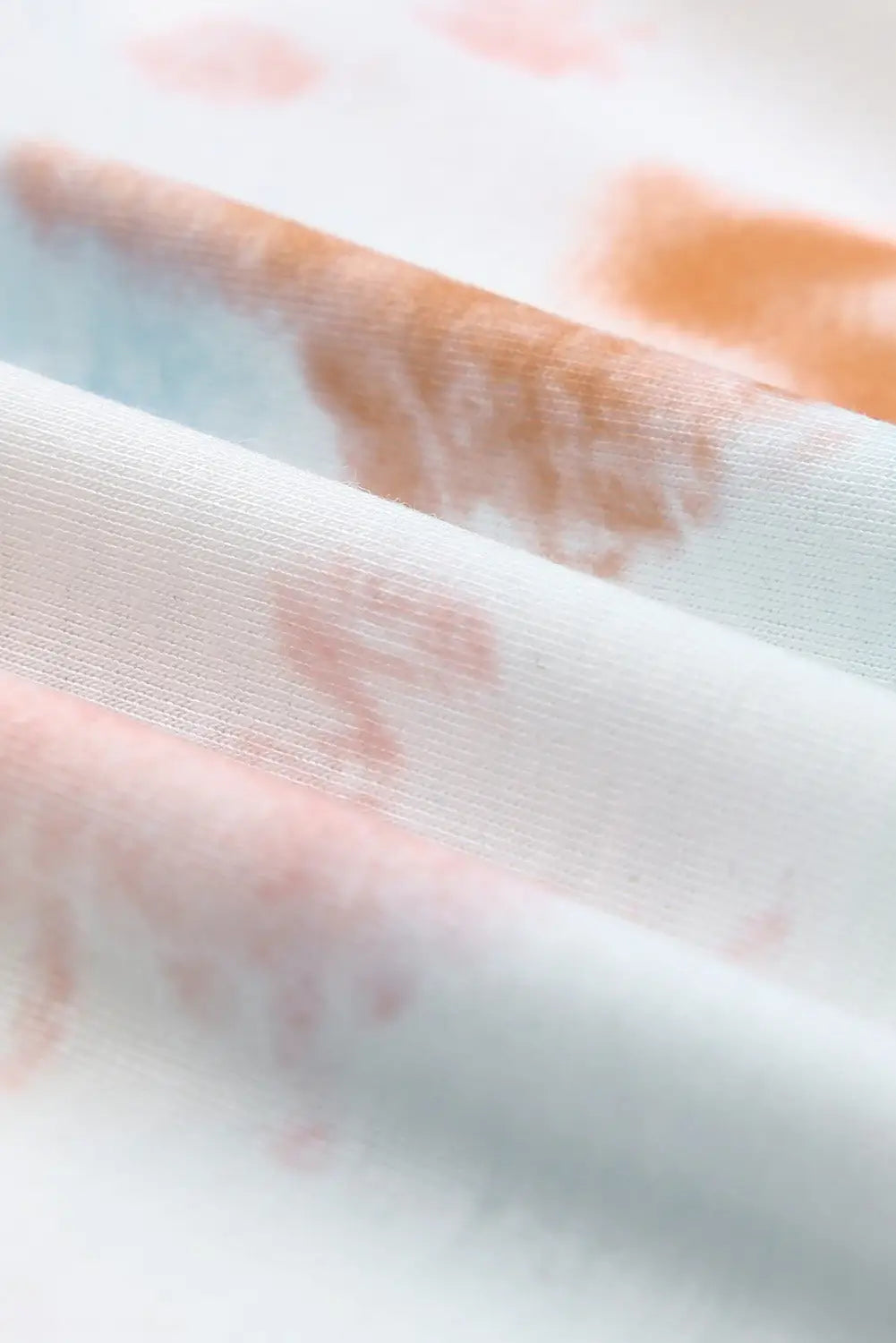 White tie dye flowy short sleeve top - t-shirts