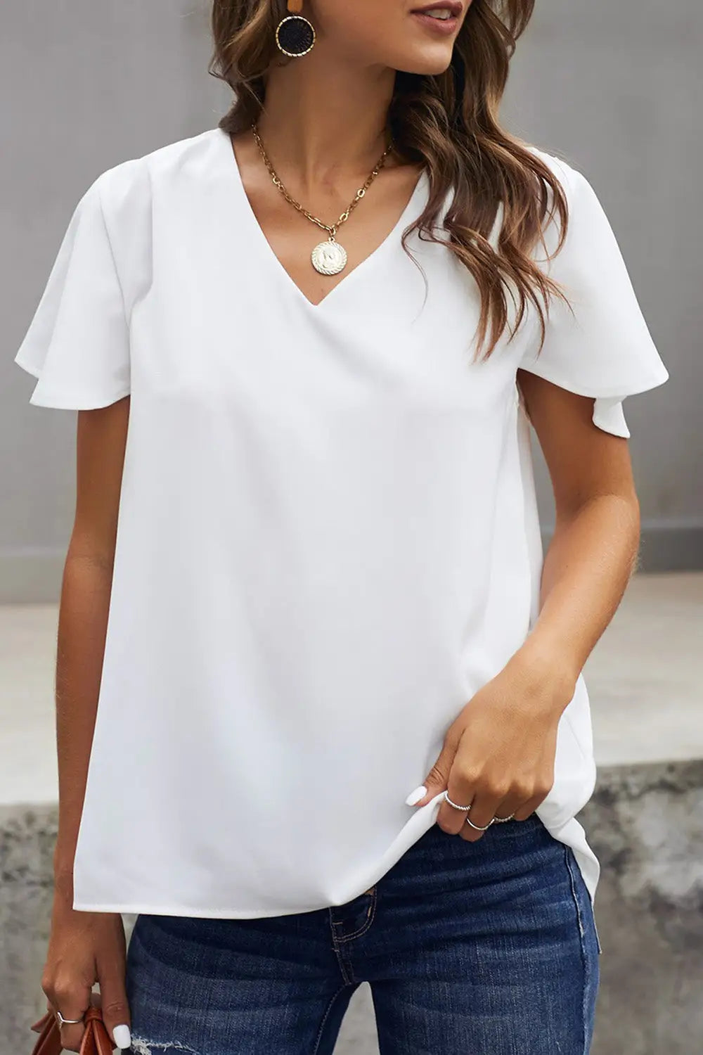 White v neck short sleeve tee - s / 95% polyester + 5% spandex - t-shirts