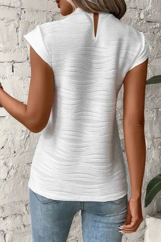 White Wavy Textured Mock Neck Cap Sleeve Top - Fashionfitz
