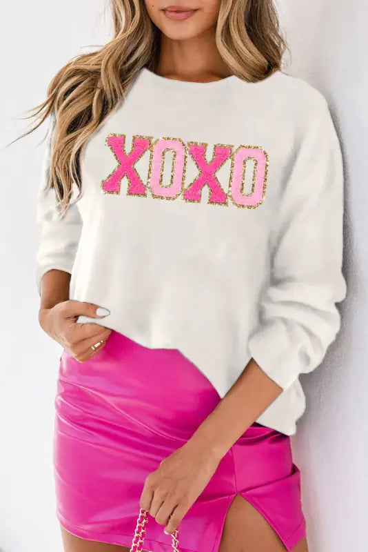 White xoxo glitter print round neck casual sweater