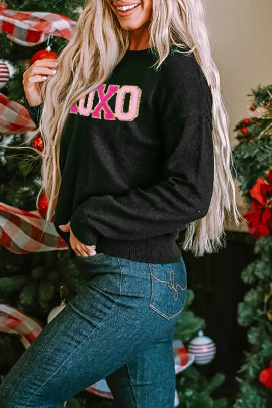 White xoxo glitter print round neck casual sweater