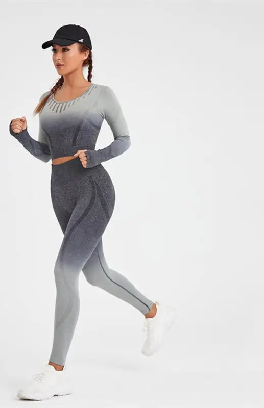 Women’s long sleeve gradient yoga set