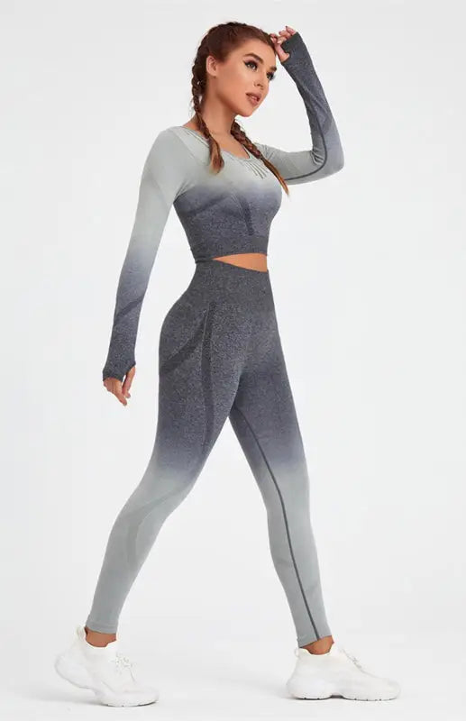 Women’s long sleeve gradient yoga set