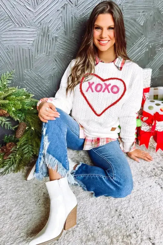 XOXO Glitter Chenille Sweatshirt - Fashionfitz
