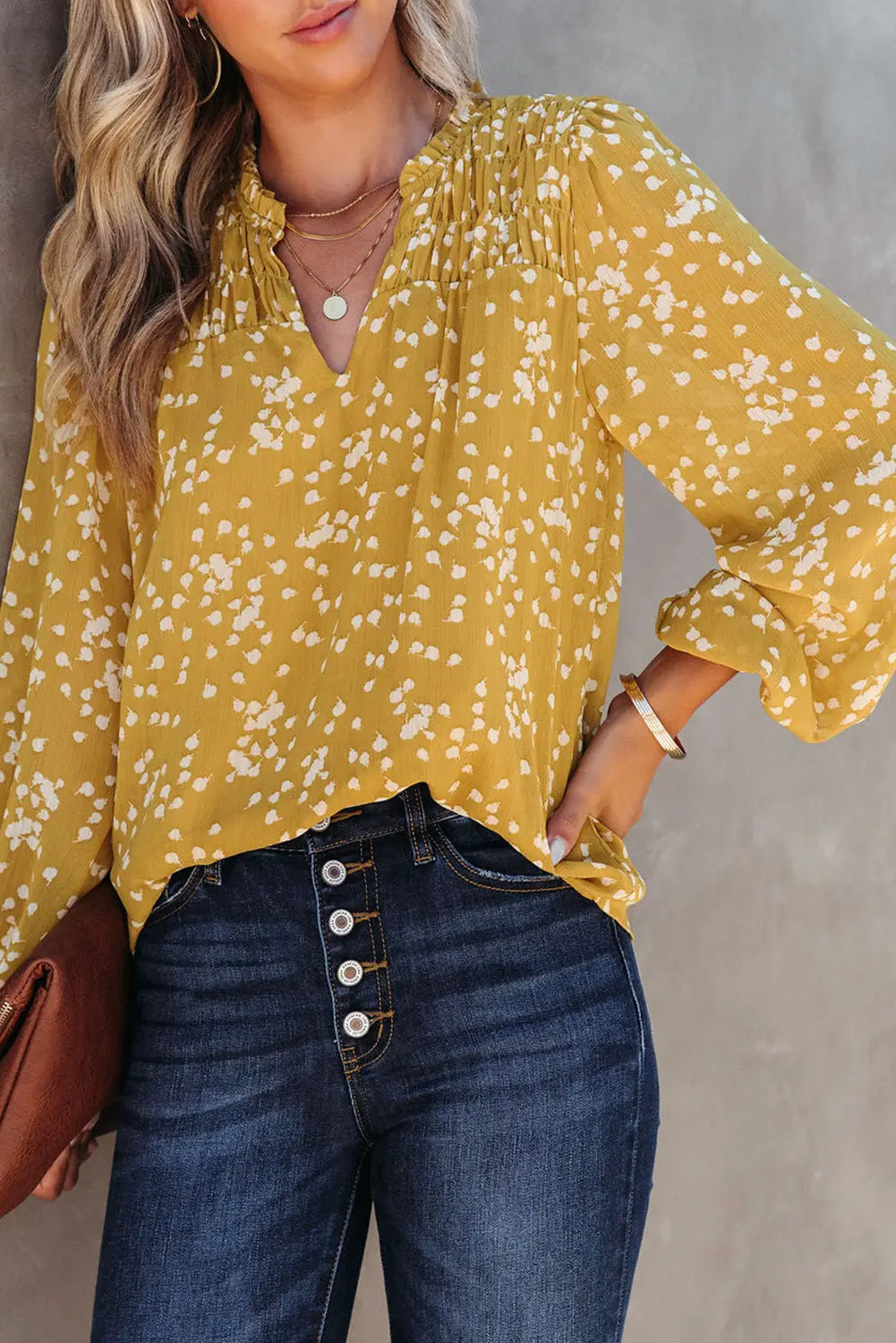 Yellow split neck fall printed crinkled blouse - s / 100% polyester - tops
