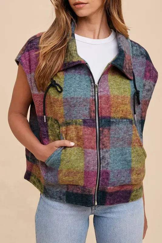 Zip ’n’ plaid casual vest | cozy vests | fashionfitz